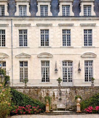 grand-hotel-abbaye-beaugency-facade-grand-hotel-abbaye